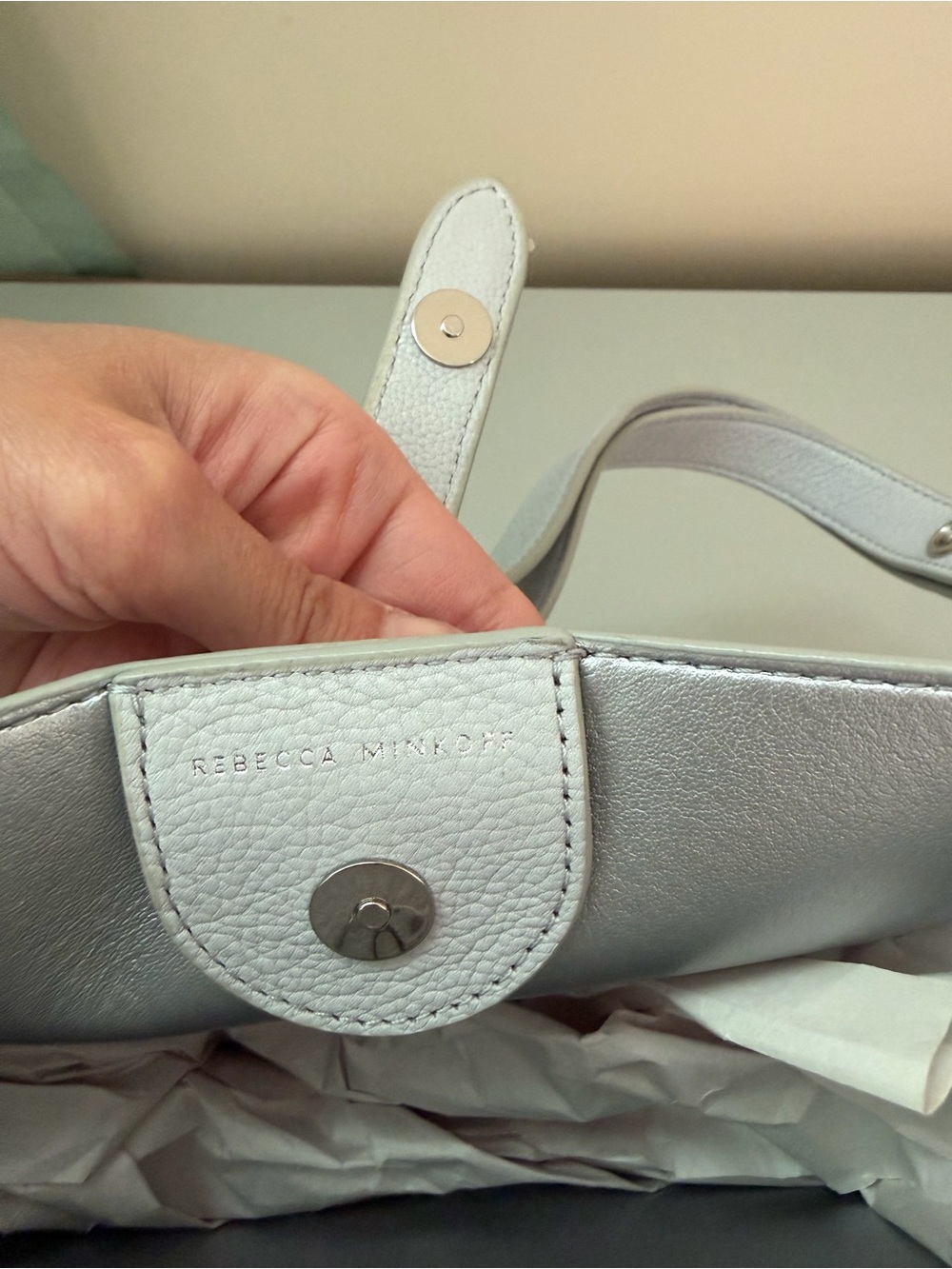 Rebecca Minkoff bucket bag - Picture 5 of 9